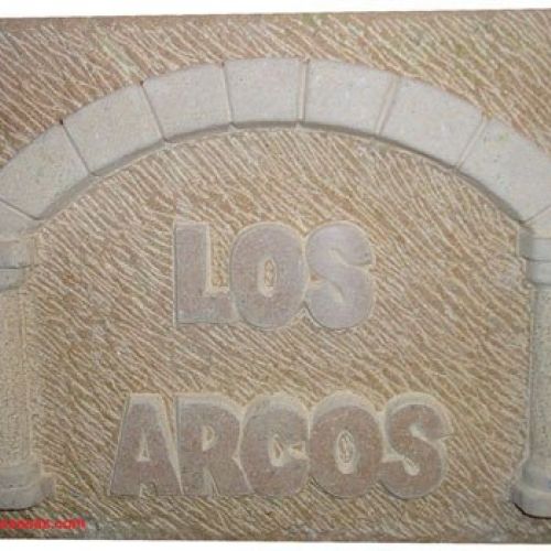 cartel los arcos
