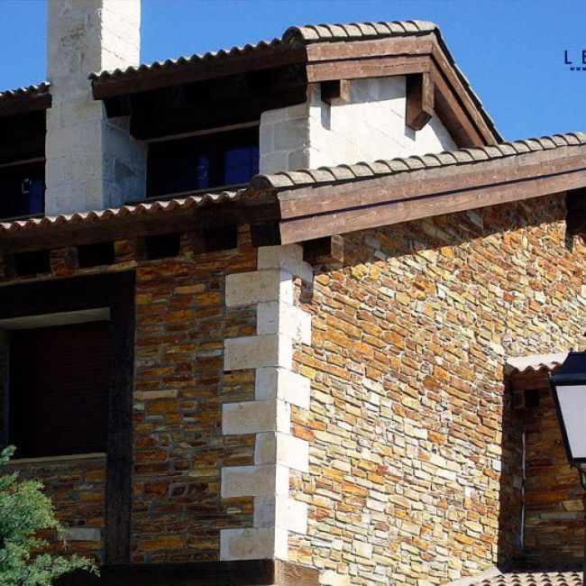 Fachadas en piedra natural