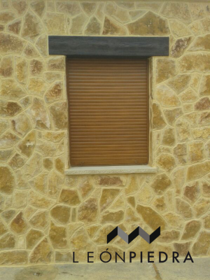 Detalle ventana reforma piedra