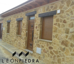 Vivienda reformada con piedra