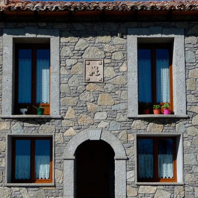 Vivienda con piedra natural en León