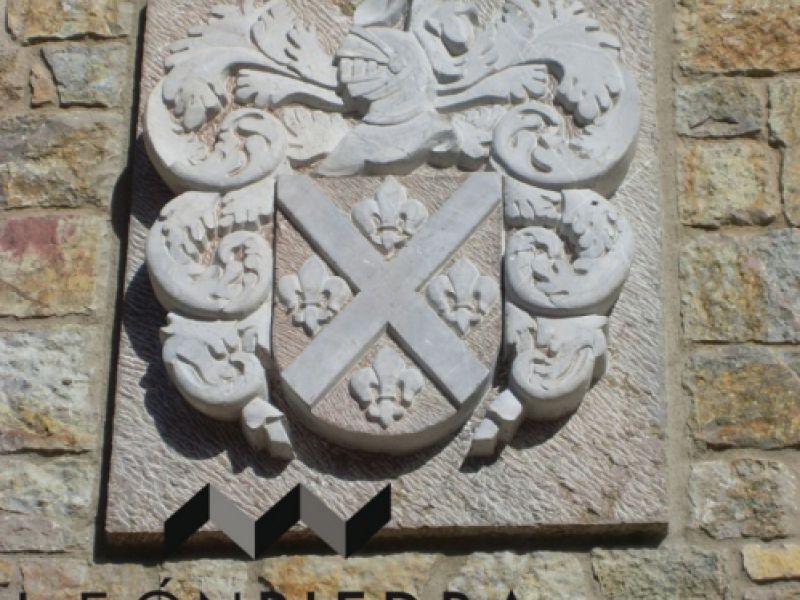 Escudo Cembranos en piedra